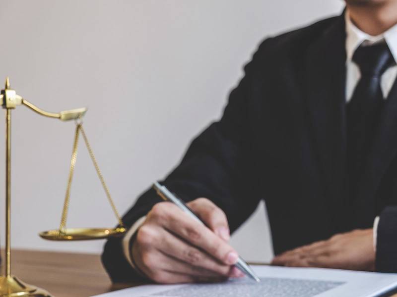 深圳合同纠纷律师解读合同法中违约豁免的奥秘